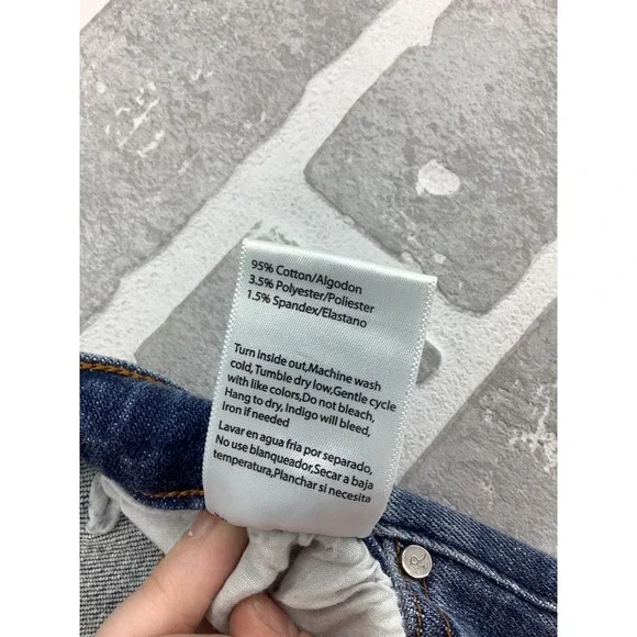 Risen Jeans Womens 1XL Distressed High Rise Bermuda Denim Shorts Medium Wash - Picture 6 of 6